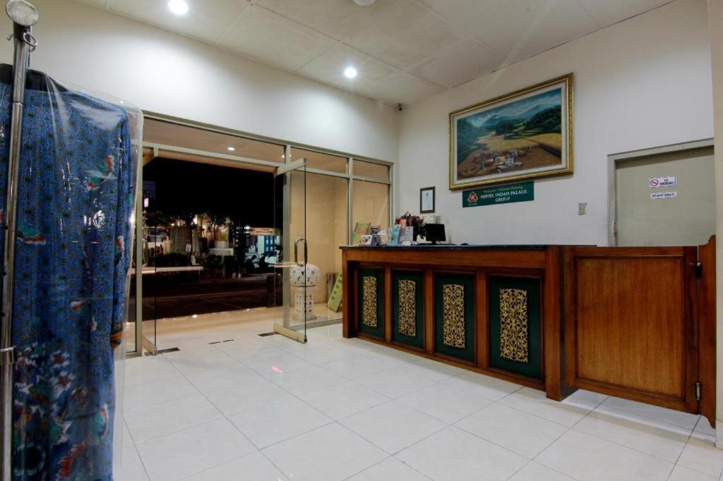 โฮเต็ล แกรนด์ โรเซลา ยอกยาการ์ตา Hotel ภายนอก รูปภาพ